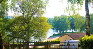 Aire de Camping-cars - Saint-Hilaire-les-Places Aire de Camping-cars - Saint-Hilaire-les-Places