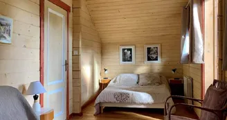 Gîte-3-Les-Chalets-de-Meilhac-1 Gîte-3-Les-Chalets-de-Meilhac-1