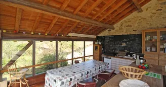 Chambre d'hôtes du Clos de l'Arthonnet à Flavignac en Haute-Vienne (Nouvelle Aquitaine) - Terrasse couverte_17 Chambre d'hôtes du Clos de l'Arthonnet à Flavignac en Haute-Vienne (Nouvelle Aquitaine) - Terrasse couverte_17
