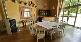 Gite "Le Moulin" à Nexon en Haute-Vienne (Nouvelle-Aquitaine - Limousin) - salle de réception en option_49 Gite "Le Moulin" à Nexon en Haute-Vienne (Nouvelle-Aquitaine - Limousin) - salle de réception en option_49