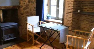 Charmante petite maison - Saint-Priest-Ligoure