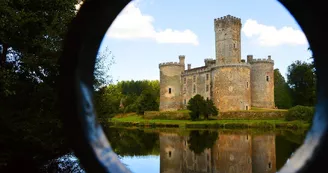 Château de Montbrun - Dournazac Château de Montbrun - Dournazac